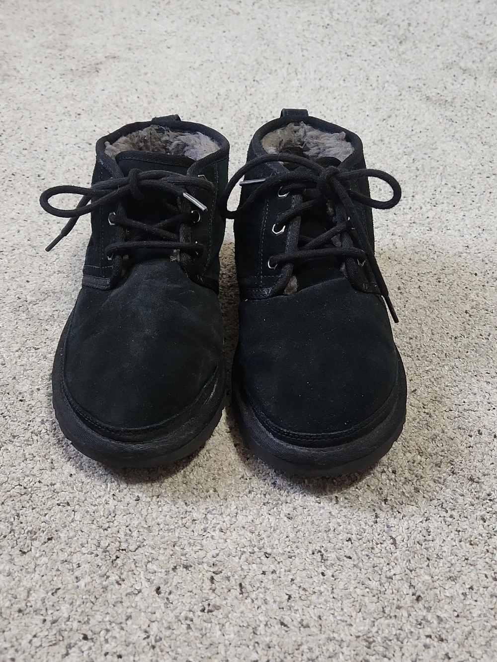 UGG Neumel Mens Lace Up Chukka Boots Black/Grey Size 7